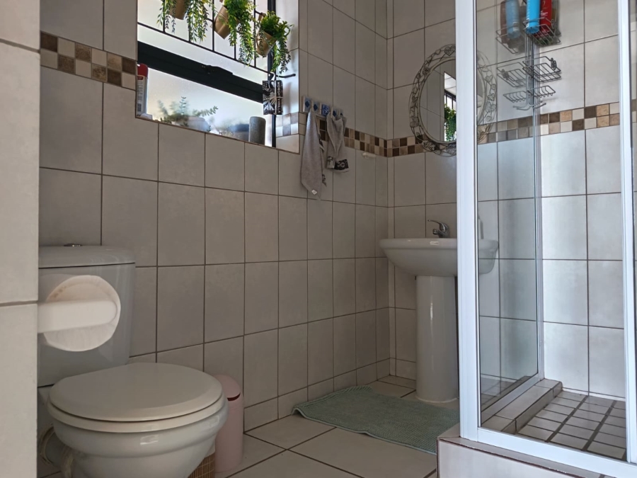 3 Bedroom Property for Sale in Vredenburg Western Cape
